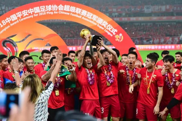 亚运会收官：中国队表现亮眼，但有争议与遗憾并存